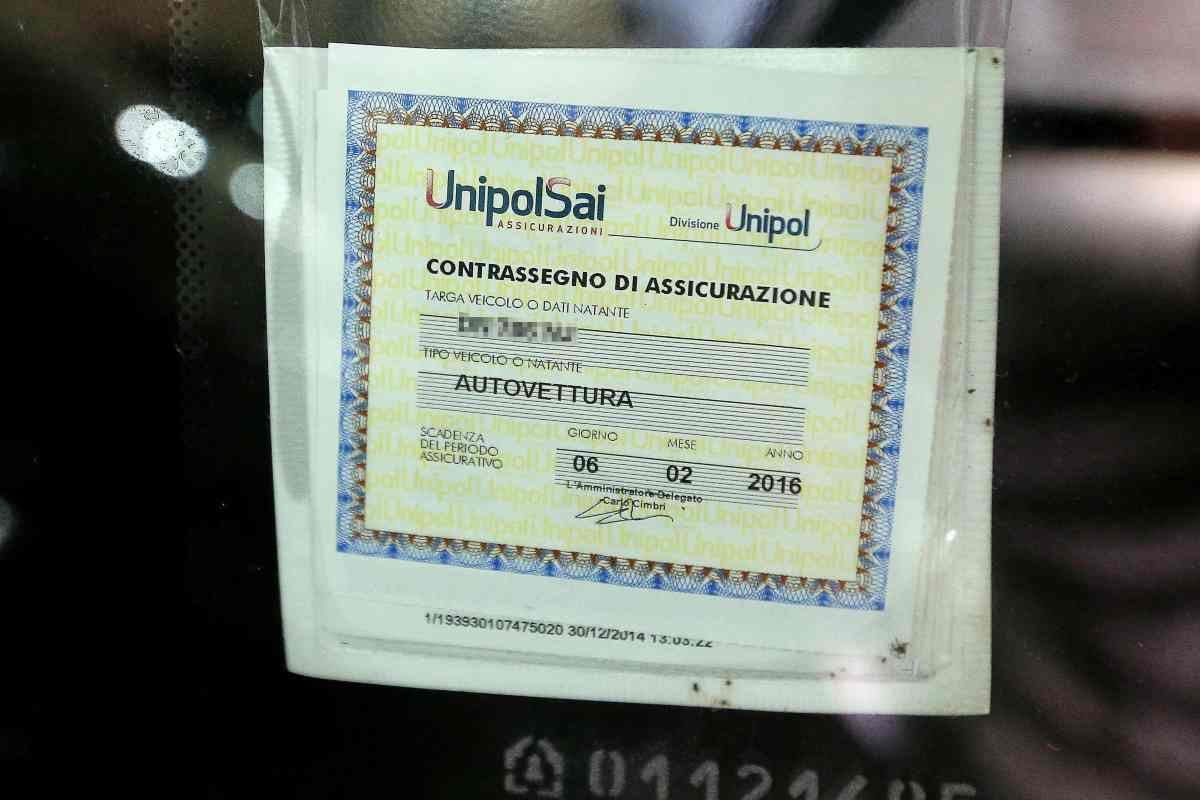 I trucchi per risparmiare sulla RC Auto - Autoemtori.it 