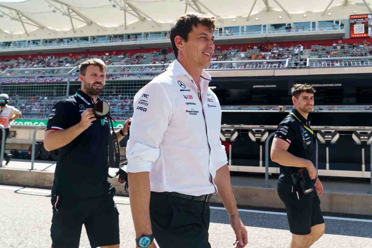 Toto Wolff, sapete chi è la moglie - Autoemotori.it