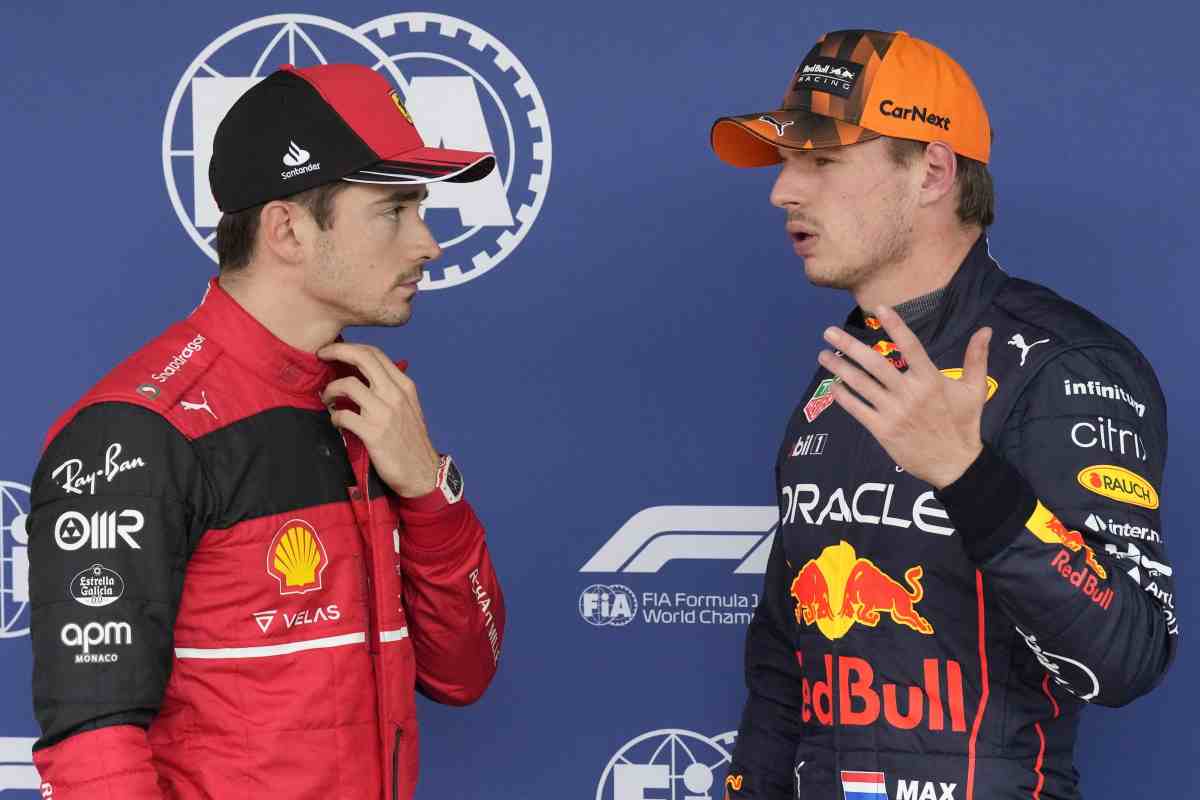 Leclerc e Verstappen