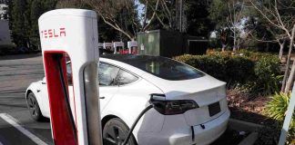 Tesla, è il momento ideale per investire in azioni - Autoemotori.it